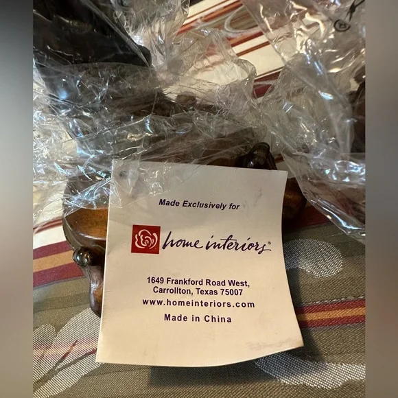 ✨ NEW with Tags – Home Interiors Decorative Candlesticks (Set of 2) ✨ - Picture 3 of 7